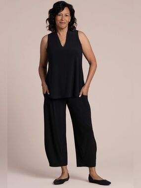 Sympli Deep V Trapeze Tank Top Black